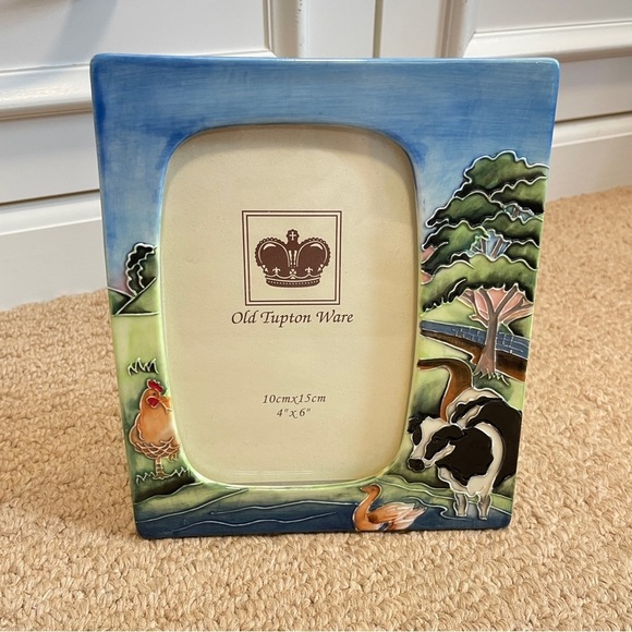VINTAGE OLD TUPTON WARE UK HANDPAINTED FARM PHOTO FRAME - Picture 1 of 6